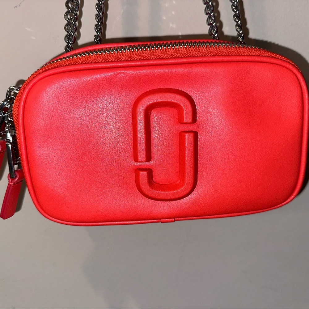 NWOT Marc Jacobs Red DTM (Dye to Match) Snapshot Camera Bag. MSRP$325.00 - Picture 7 of 15